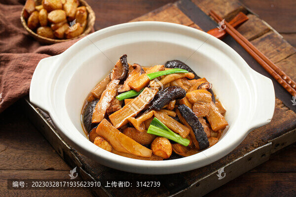 杏鮑菇炒肉