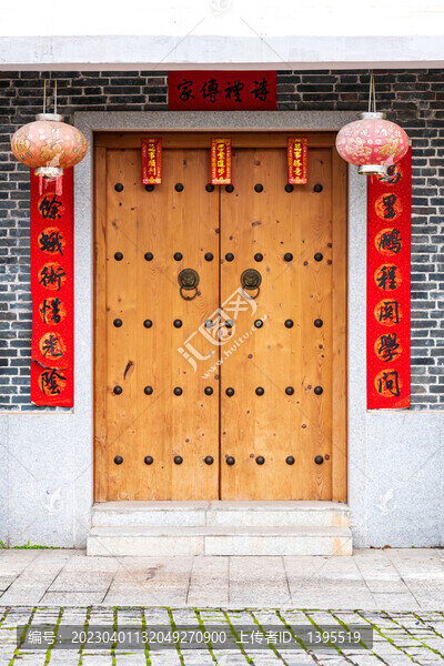中式傳統(tǒng)木門(mén)