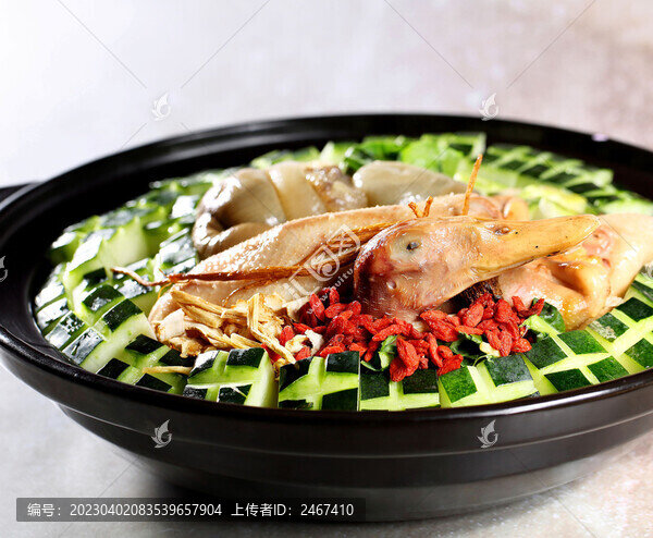 養(yǎng)生沙蒜燉老鴨