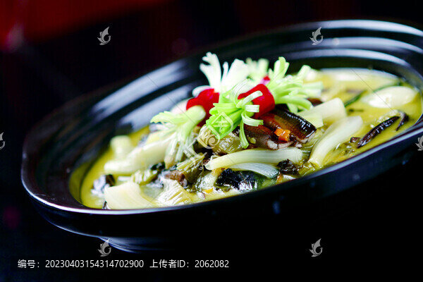 鄉(xiāng)里煮鱔魚