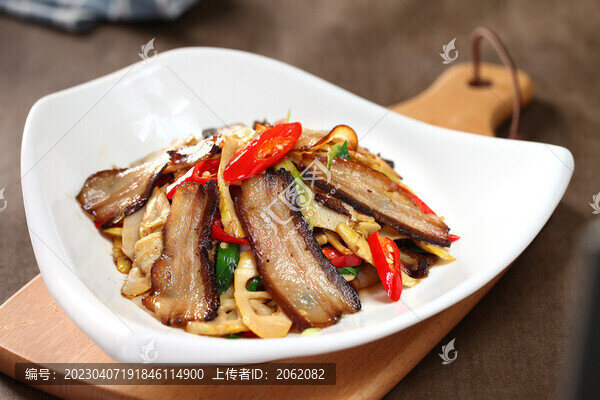 竹筍炒醬肉
