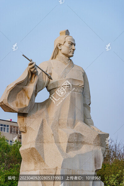 潘安石像