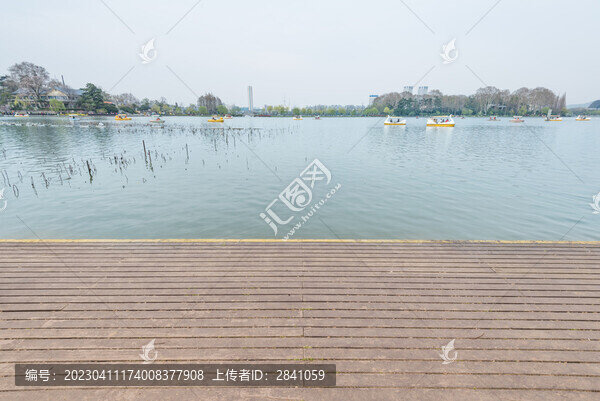 春天南京玄武湖公園風(fēng)光