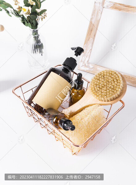 衛(wèi)生洗護(hù)用品瓶子套裝組合