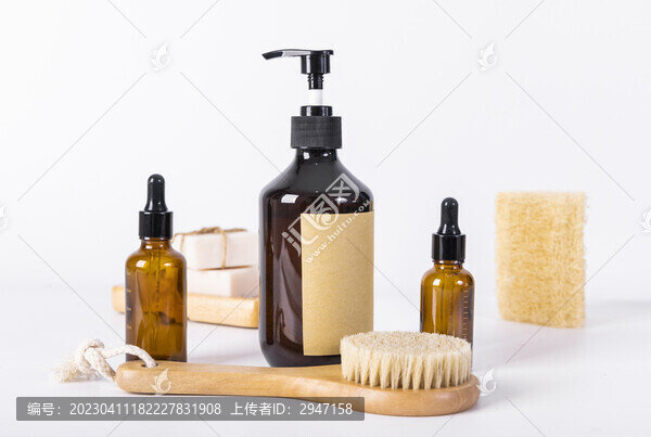 衛(wèi)生洗護(hù)用品瓶子套裝組合