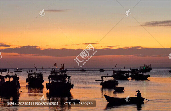 夕陽漁船