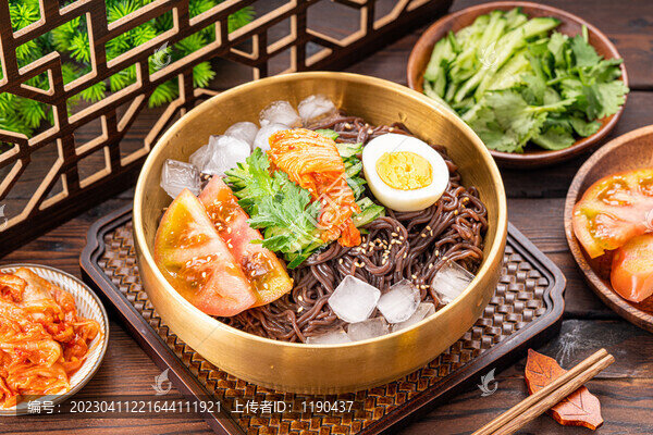 蕎麥冷面