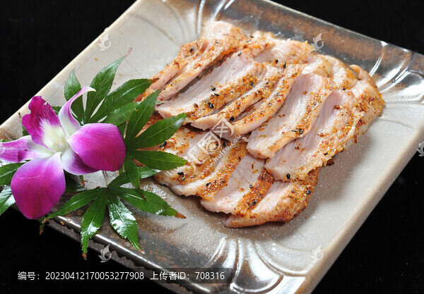 秘制松板肉