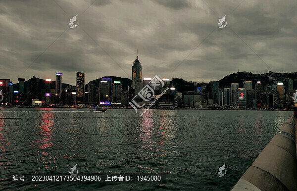 香港維多利亞港灣傍晚
