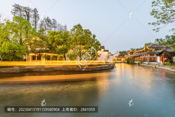南京白鷺洲公園古建筑夜景