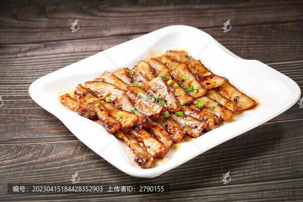 蒸豬皮