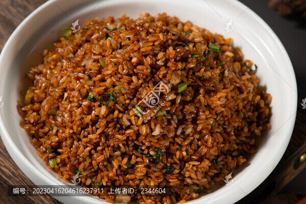 農(nóng)家醬肉炒飯