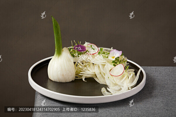 熗拌茴香根