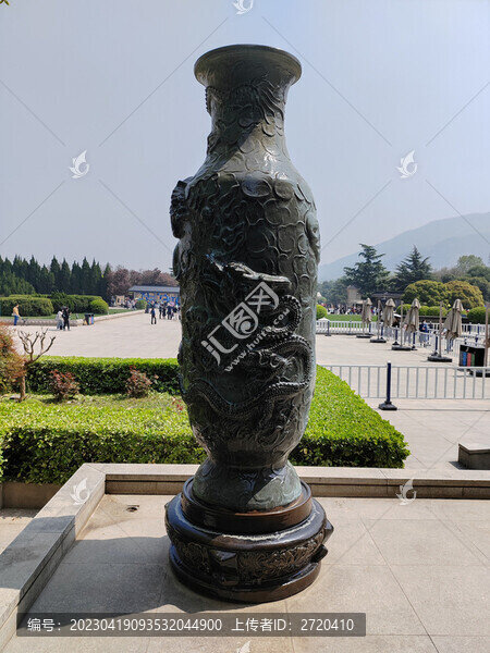 花瓶