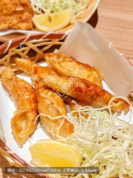 炸雞皮餃子