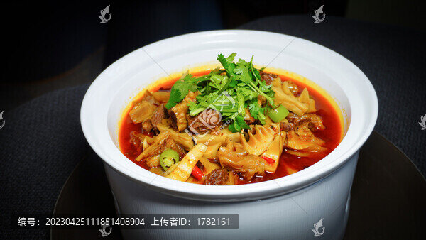 筍子燉牛肉