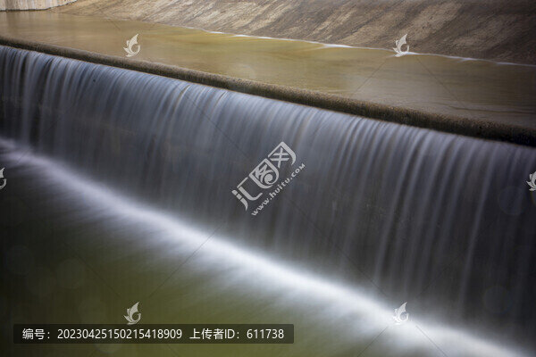 西安環(huán)城公園護(hù)城河