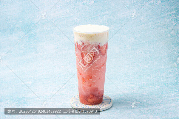 草莓奶蓋