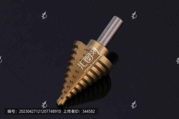 五金
