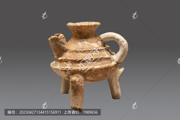陶盉