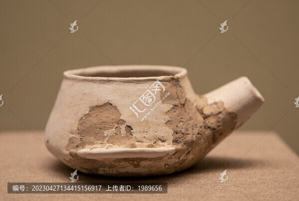 陶盉