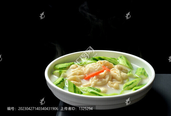 高湯圣瓜燴魚(yú)肚