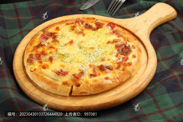 脆腸披薩