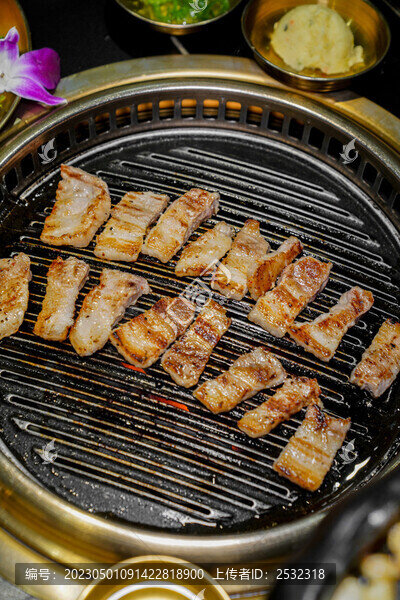 韓式烤肉美食燒烤五花肉