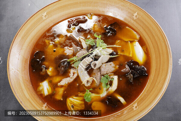 酸辣粉腸湯
