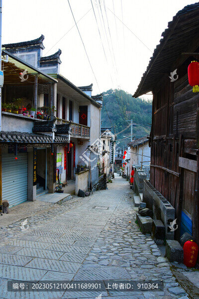 石屋坑
