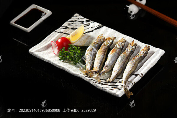 鹽烤多春魚