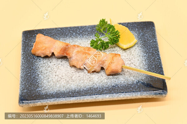 鹽烤豬頸肉串