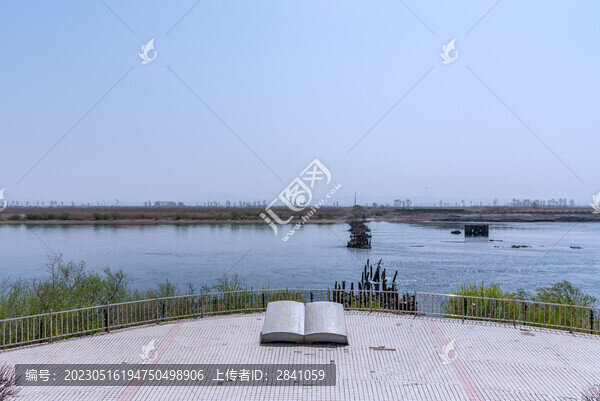 中國丹東鴨綠江浮橋