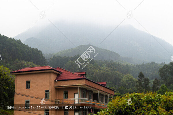 青山居