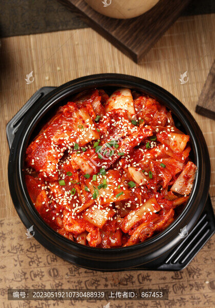 肥牛泡菜飯