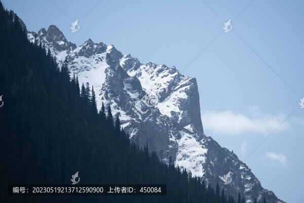 天山