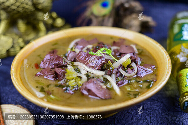 酸菜煮豬血