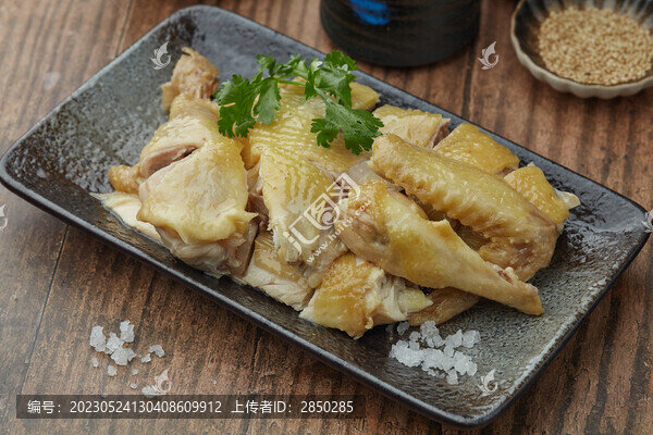 鹽焗雞半只