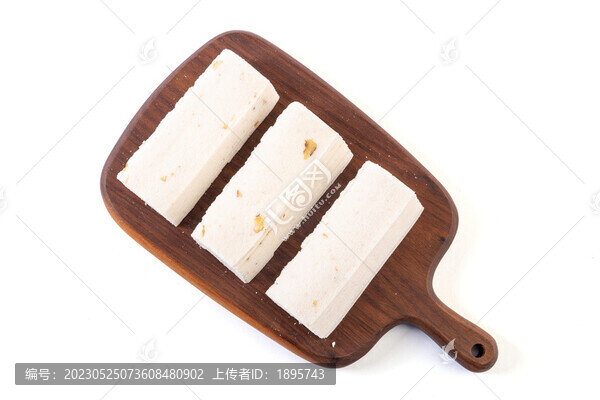 核桃味云片糕