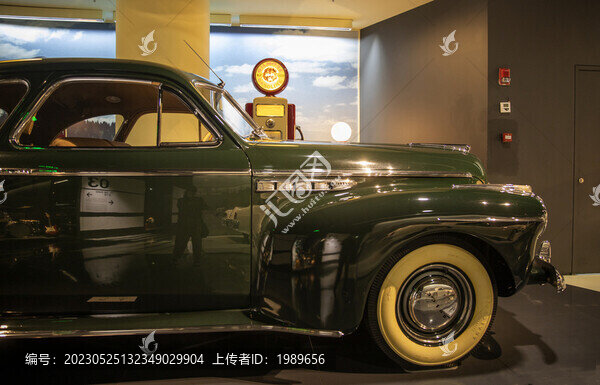 經(jīng)典老式汽車