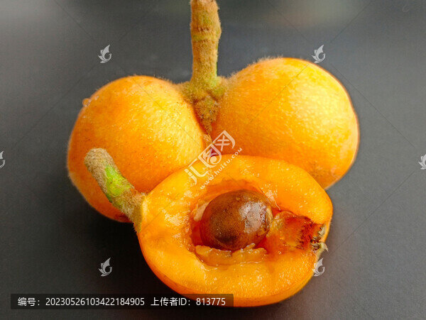 果肉黃枇杷