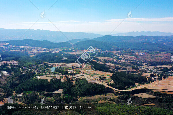 澄江帽天山