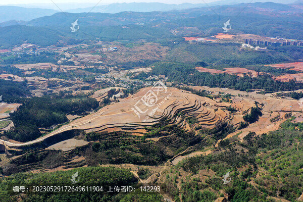 澄江帽天山