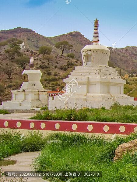 阿拉善左旗廣宗寺雙白塔