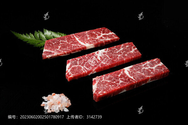 M9三角肩肉