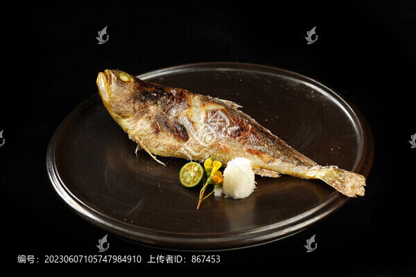 烤黃花魚(yú)