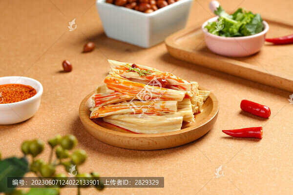 涼拌豆筍