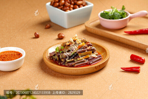 涼拌蕨菜