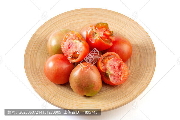 自然熟沙瓤多汁的老味西紅柿