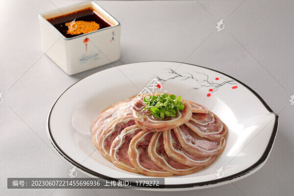 涼拌脆耳